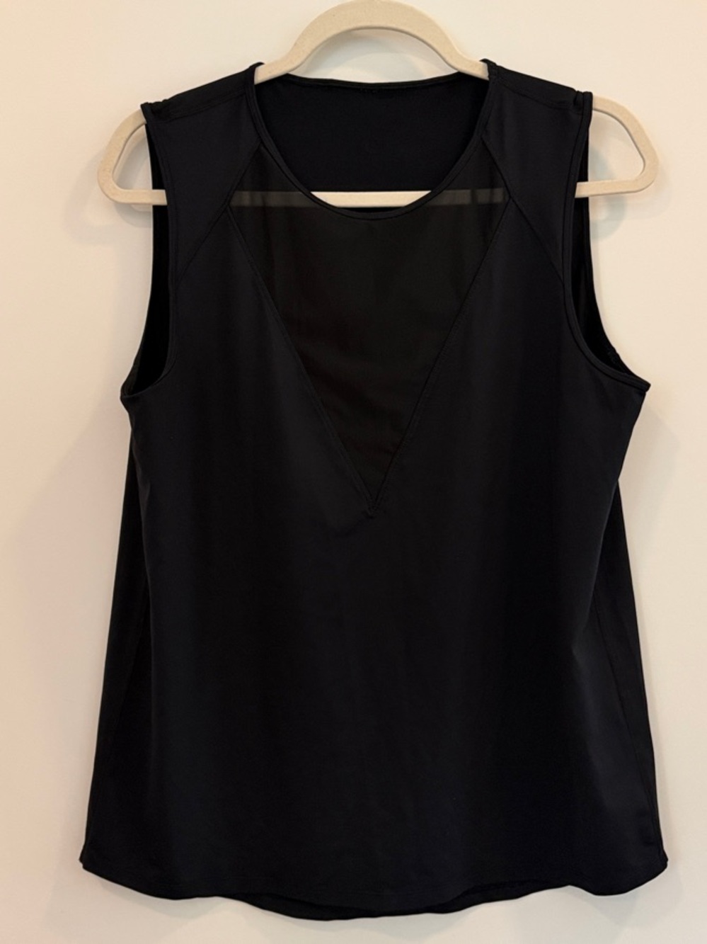 Lululemon Tank with V Mesh detail in Black | Size 12 or Large